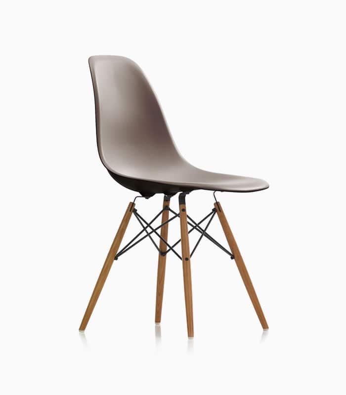 eames-plastic-side-chair